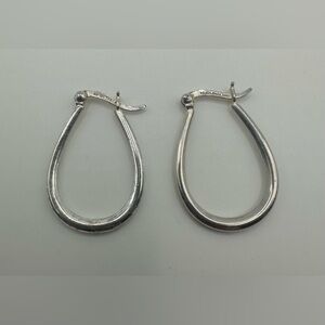 Alwand Vahan Sterling Silver 925 Oval Hoop Earrings Hinged Back Dangle Signed AV